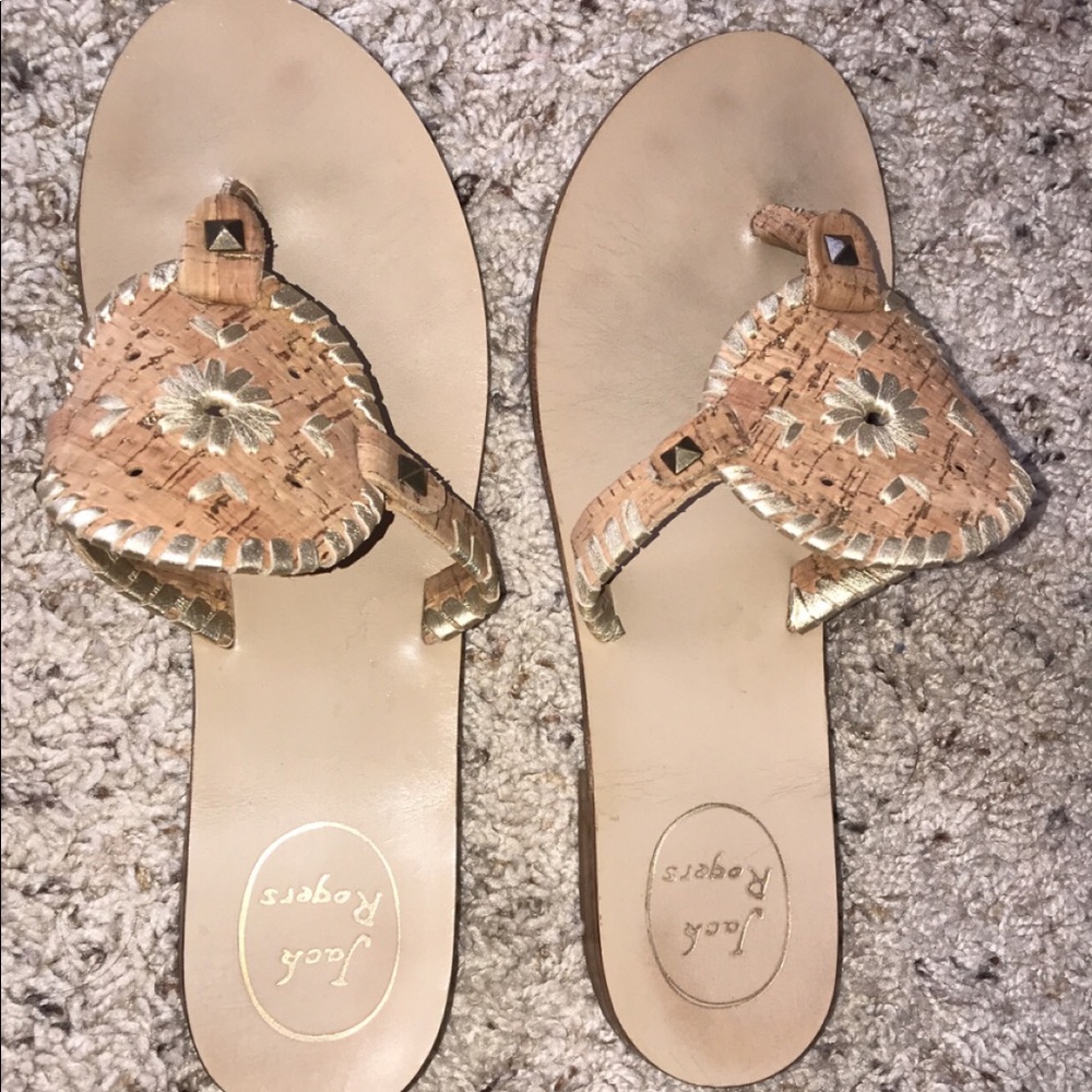 Jack Rogers tan flip flops